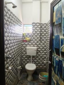 Bathroom Image of 170 Sq.ft 1 RK Apartment / Flat for rent in New Town Kolkata for Rs. 4000