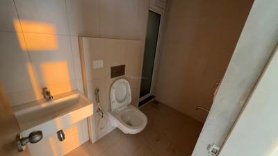 Image of 1100 Sq.ft 2 BHK Apartment / Flat for sale in Godrej Emerald, Thane West, Thane for Rs. 11100000