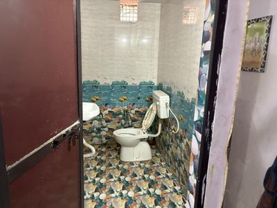 Bathroom Image of 1200 Sq.ft 4 BHK Independent House for sale in Kalyanpur Kanpur for Rs. 4000000