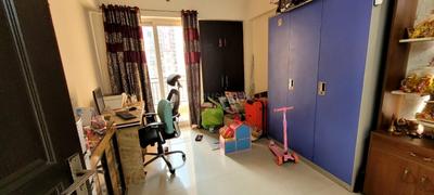 Bedroom Image of 1455 Sq.ft 3.5 BHK Apartment / Flat for rent in Sethi Max Royal, Sector 76 Noida for Rs. 35000