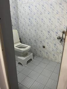 Bathroom Image of 350 Sq.ft 1 RK Builder Floor for rent in Indira Nagar Bengaluru for Rs. 18000