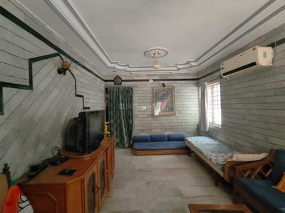 Hall Image of 2250 Sq.ft 4 BHK Independent House for sale in Bodakdev Ahmedabad for Rs. 22500000