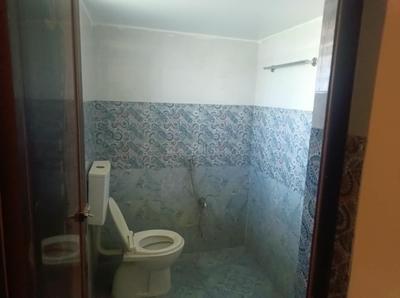 Bathroom Image of 1350 Sq.ft 2 BHK Builder Floor for rent in Ghatikia Bhubaneswar for Rs. 13000