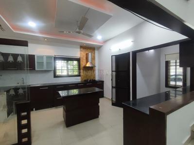 Image of 4000 Sq.ft 4 BHK Villa for rent in Vasudeva Lalitha Bloomfield, Khaja Guda, Hyderabad for Rs. 100000