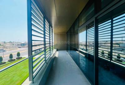 Balcony Image of 2200 Sq.ft 3 BHK Apartment / Flat for rent in Al Wasl Dubai for Rs. 650000
