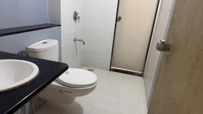 Bathroom Image of 550 Sq.ft 1 BHK Apartment / Flat for sale in Paranjape Blue Ridge, Hinjawadi Pune for Rs. 4799999