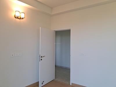 Bedroom Image of 2280 Sq.ft 3 BHK Apartment / Flat for sale in DLF One Midtown, Karampura New Delhi for Rs. 65000000