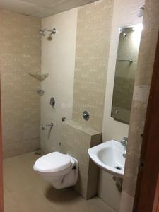 Bathroom Image of 1250 Sq.ft 2 BHK Apartment / Flat for rent in Indira Nagar Bengaluru for Rs. 60000