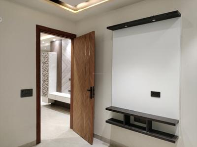 Bedroom Image of 1100 Sq.ft 3 BHK Builder Floor for sale in Sector 8 Dwarka New Delhi for Rs. 19500000