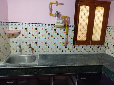Kitchen Image of 1990 Sq.ft 3 BHK Independent House for rent in Mithanpura Muzaffarpur for Rs. 22000