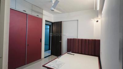 Bedroom Image of 1000 Sq.ft 3 BHK Apartment / Flat for rent in Vardhaman Moonstone, Tathawade Pune for Rs. 45000