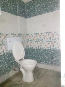 Common Bathroom Image of 792 Sq.ft 2 BHK Apartment / Flat for sale in Sree Sai Niwas Apartment, Sodepur Kolkata for Rs. 2600000
