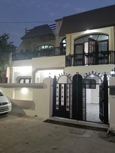 Image of 3100 Sq.ft 4.5 BHK Independent House for sale in Aliganj, Lucknow for Rs. 21000000