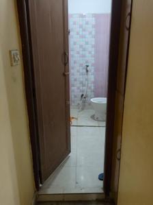 Image of 900 Sq.ft 3 BHK Apartment / Flat for rent in Saket Nagar, Dunlop, Kolkata for Rs. 23000
