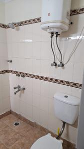 Bathroom Image of 1800 Sq.ft 3 BHK Apartment / Flat for sale in DDA Flats Sarita Vihar, Sarita Vihar New Delhi for Rs. 29400000