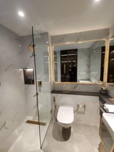 Bathroom Image of 2700 Sq.ft 3.5 BHK Builder Floor for sale in Smartworld One DXP, Sector 113 Gurgaon for Rs. 52600000