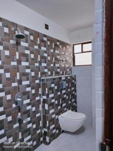 Bathroom Image of 1550 Sq.ft 3 BHK Apartment / Flat for rent in Argora Ranchi for Rs. 18000