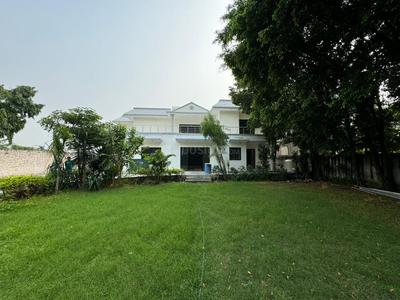 Image of 16000 Sq.ft 5 BHK Farm House for rent in Ansal Villas, Rajpur, New Delhi for Rs. 375000