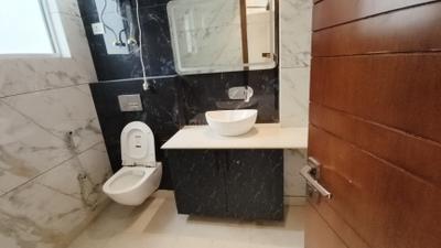 Image of 2000 Sq.ft 4 BHK Builder Floor for sale in Kaushambi, Ghaziabad for Rs. 23000000