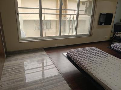 Bedroom Image of 1680 Sq.ft 3 BHK Apartment / Flat for sale in Vile Parle West Mumbai for Rs. 75000000