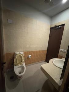 Bathroom Image of 8000 Sq.ft 8 BHK Independent House for sale in New Friends Colony New Delhi for Rs. 670000000