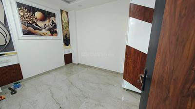 Bedroom Image of 900 Sq.ft 3 BHK Builder Floor for rent in Uttam Nagar New Delhi for Rs. 18200