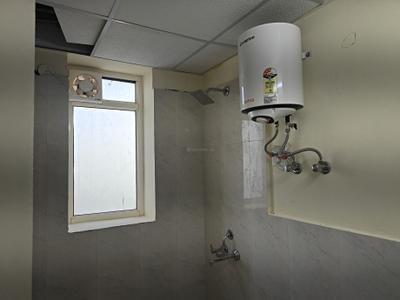 Image of 675 Sq.ft 3 BHK Apartment / Flat for sale in Pyramid Altia, Sector 70, Gurgaon for Rs. 8800000