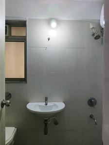 Common Bathroom Image of 909 Sq.ft 2 BHK Apartment / Flat for sale in Lodha Casa Rio, Palava Phase 1 Thane for Rs. 5300000