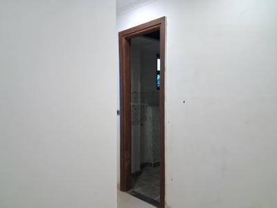 Bedroom Image of 1950 Sq.ft 4.5 BHK Apartment / Flat for sale in JMD Siddhi Vinayak, Sector 73 Noida for Rs. 8500000