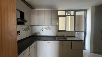 Kitchen Image of 1190 Sq.ft 3 BHK Apartment / Flat for sale in Unitech Uniworld Gardens 2, Sector 47 Gurgaon for Rs. 20000000