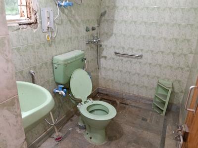Image of 1400 Sq.ft 3 BHK Apartment / Flat for rent in CGHS Harsukh Apartments, Sector 7 Dwarka, New Delhi for Rs. 45000