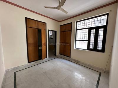 Bedroom Image of 1800 Sq.ft 3 BHK Apartment / Flat for sale in Ramprastha Greens, Vaishali Ghaziabad for Rs. 16500000