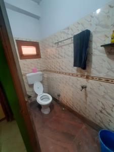 Bathroom Image of 2000 Sq.ft 5 BHK Independent House for sale in Bansdroni Kolkata for Rs. 8000000