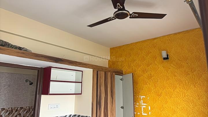 1Rk 3Rd Flor Nolift Flat Bedroom 1