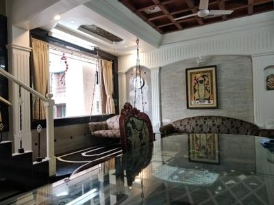 Hall Image of 1100 Sq.ft 2 BHK Apartment / Flat for sale in Zee Usha, Vile Parle East Mumbai for Rs. 40000000