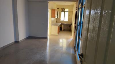 Living Room Image of 1050 Sq.ft 2 BHK Apartment / Flat for rent in Gaurs Gaur Global Village, Crossings Republik Ghaziabad for Rs. 18000