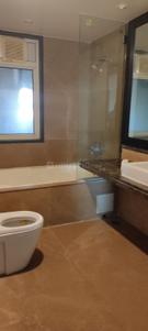 Bathroom Image of 4800 Sq.ft 5 BHK Apartment / Flat for sale in Hiranandani Developers Evita, Powai Mumbai for Rs. 260000000