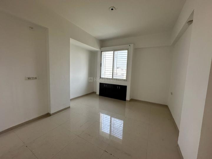 D Lunia Group Nishdin Aura Main Image 1