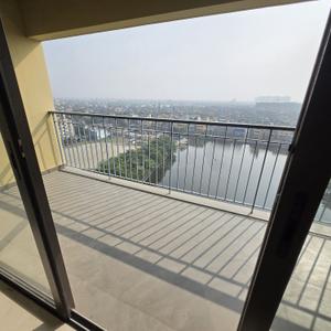 Balcony Image of 2667 Sq.ft 3 BHK Apartment / Flat for sale in Ambuja Utalika Luxury, Mukundapur Kolkata for Rs. 42000000