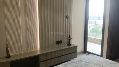 Bedroom Image of 1850 Sq.ft 4 BHK Builder Floor for sale in Indirapuram Ghaziabad for Rs. 24500000