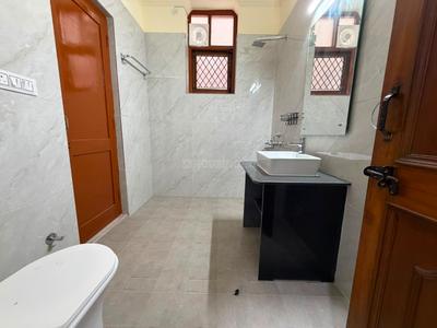 Image of 4000 Sq.ft 7 BHK Independent House for rent in Sector 41, Noida for Rs. 110000