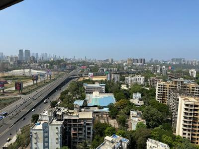 Balcony Image of 1300 Sq.ft 2.5 BHK Apartment / Flat for sale in Arihant Residency, Sion Mumbai for Rs. 26000000