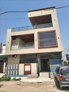 Image of 1650 Sq.ft 2 BHK Independent House for rent in Sushant Golf City, Lucknow for Rs. 30000