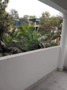 Balcony Image of 1300 Sq.ft 7 BHK Independent House for sale in Jodhpur Park Kolkata for Rs. 35000000