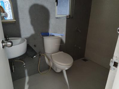 Image of 1080 Sq.ft 2 BHK Apartment / Flat for rent in Adani The Meadows, Shantigram, Ahmedabad for Rs. 34000
