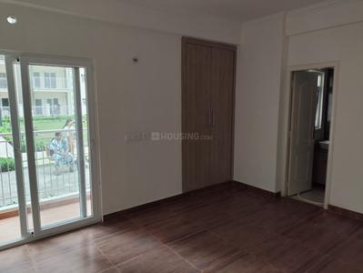 Bedroom Image of 1375 Sq.ft 3 BHK Apartment / Flat for rent in Trident Embassy Reso, Noida Extension Greater Noida for Rs. 25000