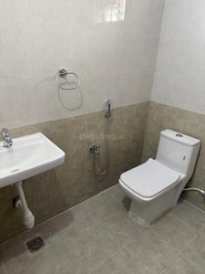 Bathroom Image of 930 Sq.ft 2 BHK Apartment / Flat for rent in Sithalapakkam Chennai for Rs. 20000