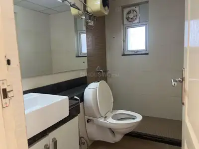 Bathroom Image of 1920 Sq.ft 3 BHK Apartment / Flat for sale in Bestech Park View Spa Next, Sector 67 Gurgaon for Rs. 31000000