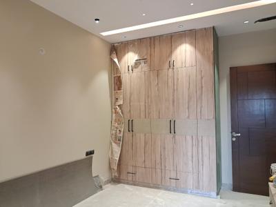 Bedroom Image of 1800 Sq.ft 3 BHK Builder Floor for sale in Paschim Vihar New Delhi for Rs. 32500000