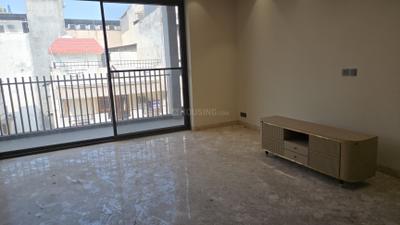 Living Room Image of 4050 Sq.ft 4 BHK Builder Floor for sale in Model Town New Delhi for Rs. 85500000